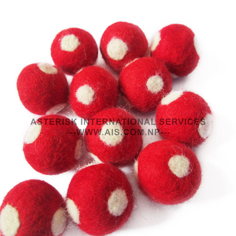 red-felt-ball-with-white-spots-toys1