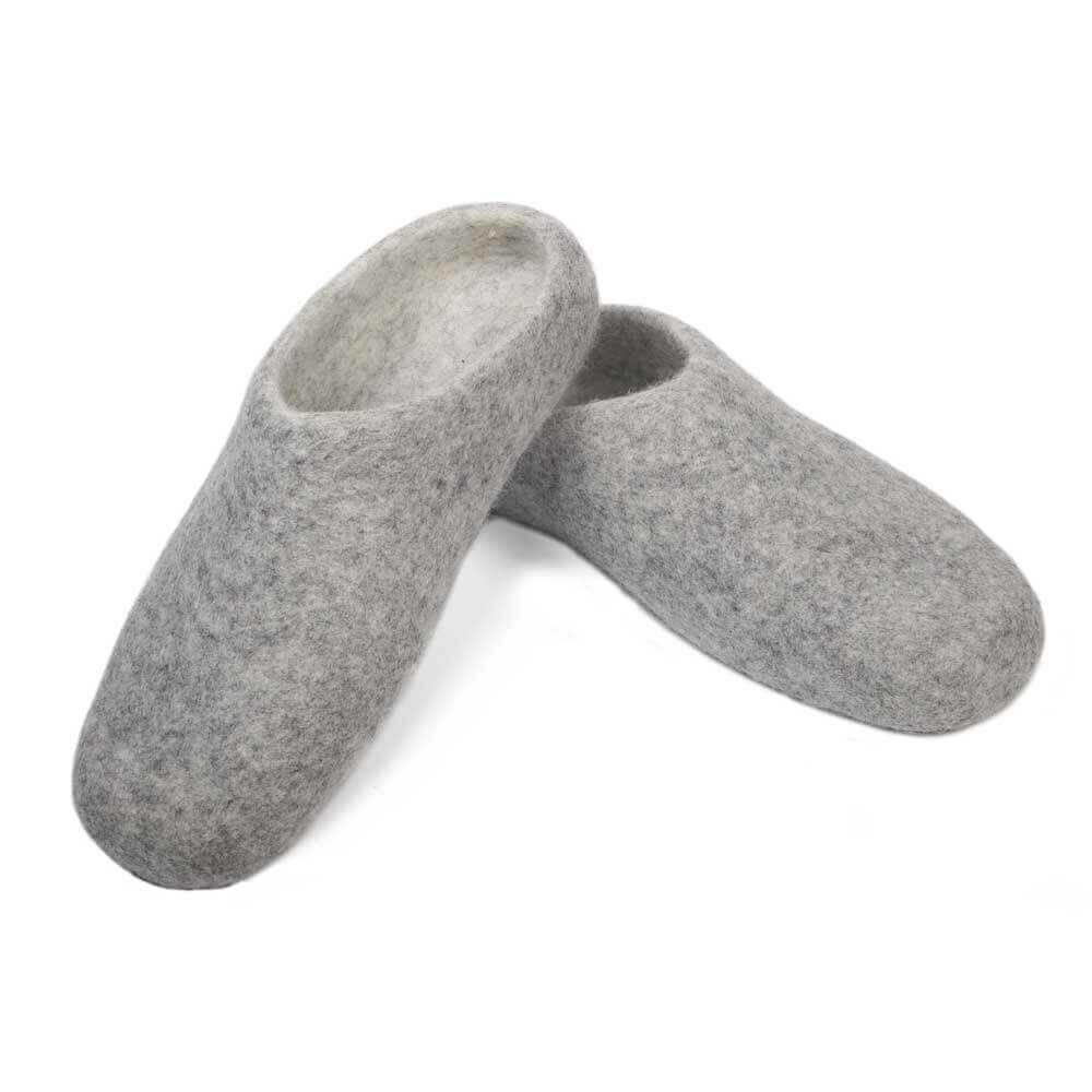 grey-shade-felt-slipper